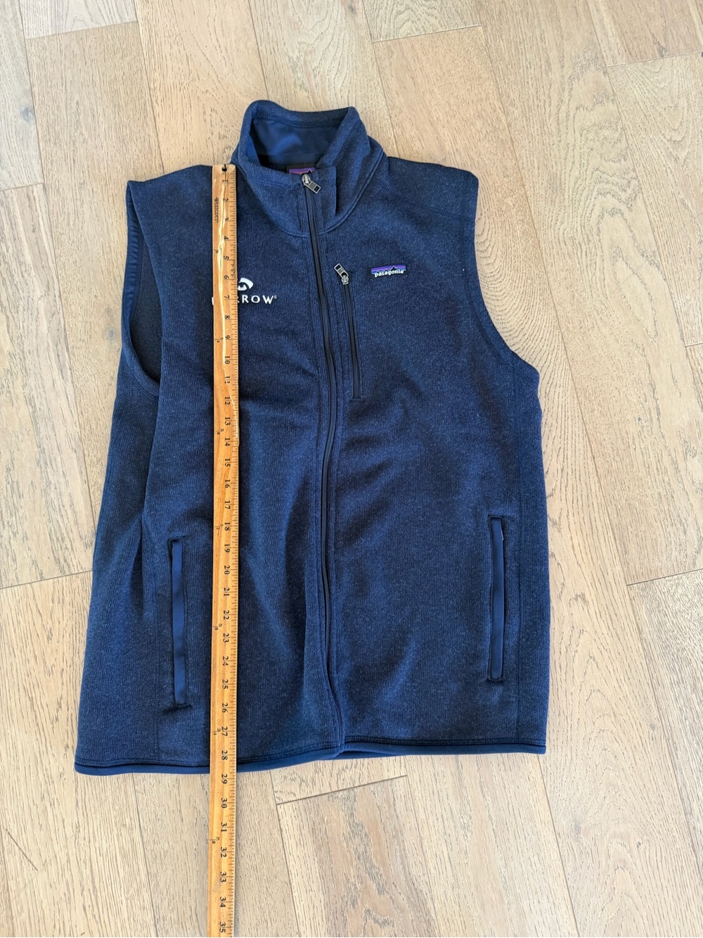 Patagonia Navy Fleece Vest with Harrow Embroidery - Picture 4 of 6